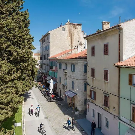 Old Place Appartement *